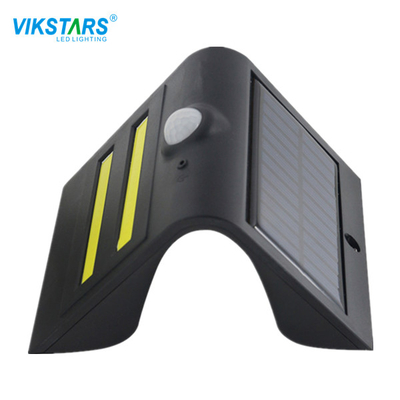 ซื้อ ไฟทางเดินพลังงานแสงอาทิตย์ 1.8W ประสิทธิภาพการส่องสว่าง 120lm / W สำหรับชุมชนลาน การผลิตออนไลน์