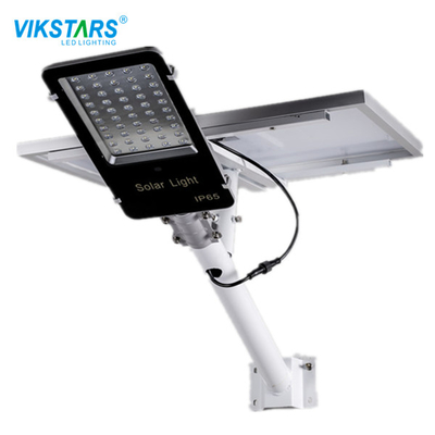 รีโมทคอนโทรล IP65 ไฟถนนพลังงานแสงอาทิตย์ 100w 200w Die Casting Alu Glass Materials