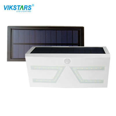 ไฟ LED สวนพลังงานแสงอาทิตย์กลางแจ้ง 5w 120Deg 3.2V / 3000mA SMD3528 RGB