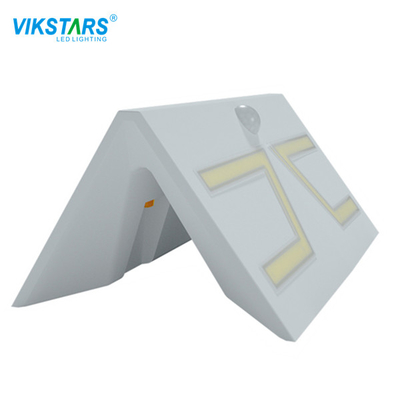 ไฟพลังงานแสงอาทิตย์ 5W สำหรับวัสดุหุ้มทางเดิน ABS ระยะตรวจจับ 8 เมตร
